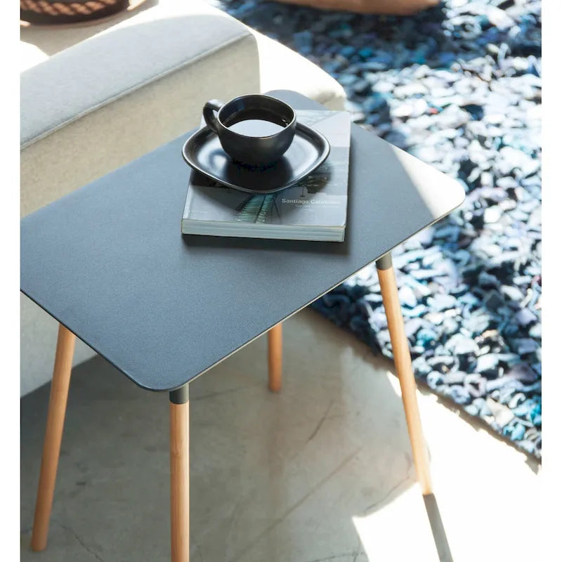 Table d'appoint élégante