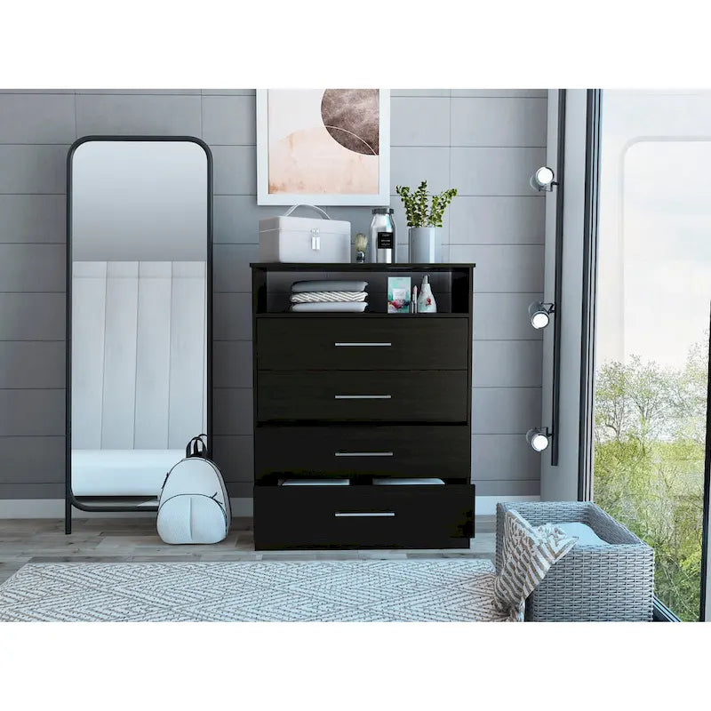 Commode quatre tiroirs (avec ferrures métalliques)