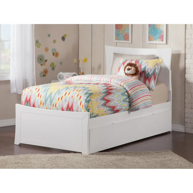 Lit plateforme avec pied de lit assorti et sommier escamotable